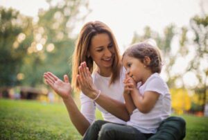 mamma-single-id842365902-e1525368771959